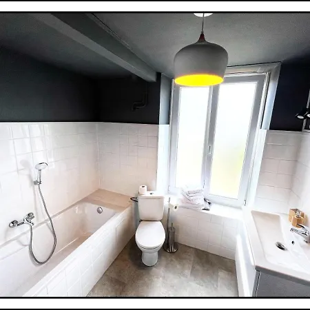 Chateau De Logne Au Coeur De La Moselle Appartement *