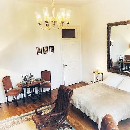 Apartment Chateau De Logne Au Coeur De La Moselle Ay-sur-Moselle