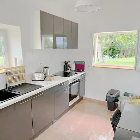 Appartement Chateau De Logne Au Coeur De La Moselle *