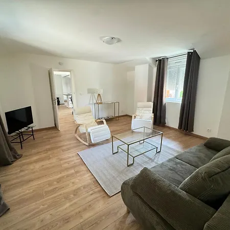 Chateau De Logne Au Coeur De La Moselle Apartmán Ay-sur-Moselle